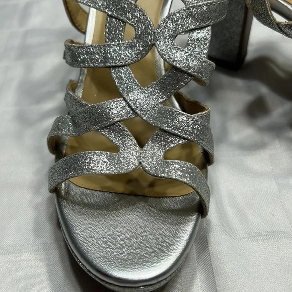 NATURALIZER heel shoes women sz 6.5 .silver glitter platform,strappy,cut outs - Picture 5 of 15